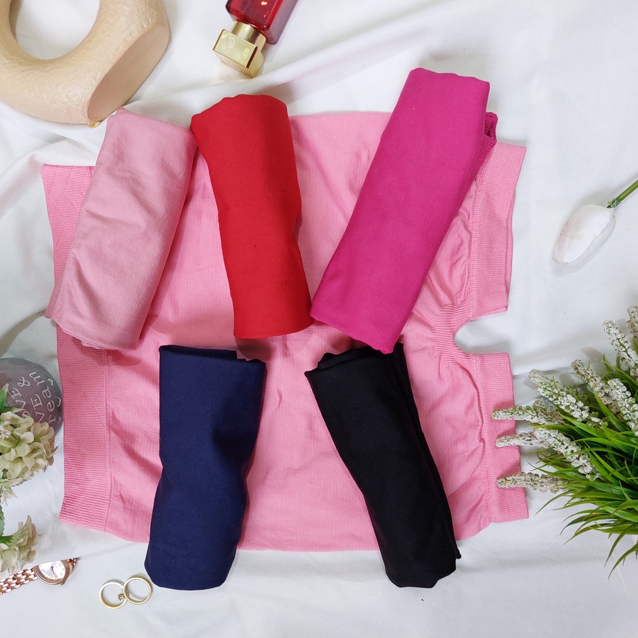 شورت قصير براند ميجا (الخامة نايلون ناعمة جدا ) - الصورة 2